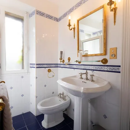 Le Du Chateau Bagen Homestay *